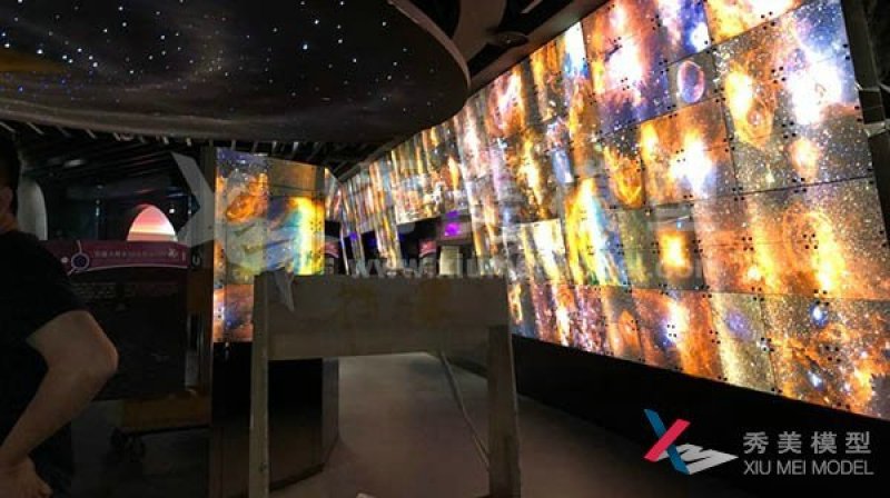 <b>線(xiàn)上VR展廳設計</b>